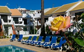 B12 - Pool And Sun Apartment